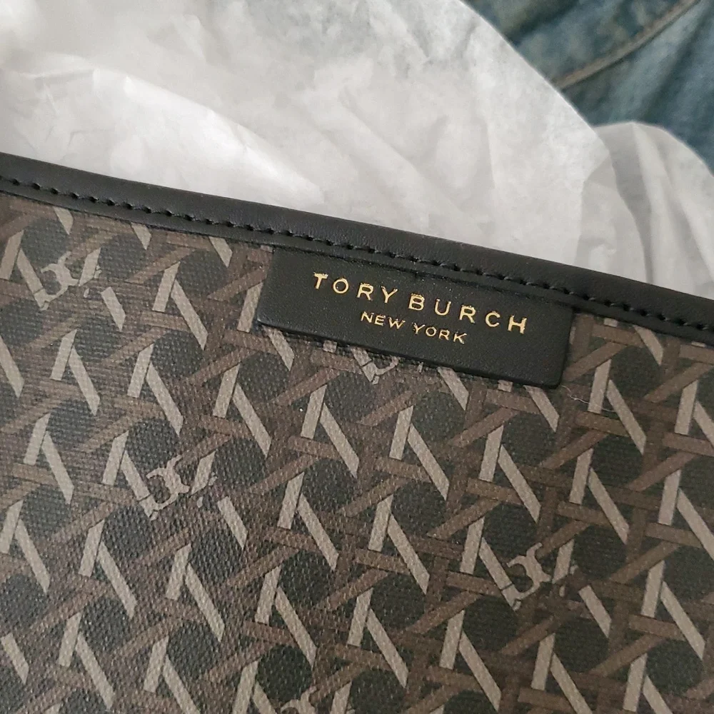 Tory Burch tory burch